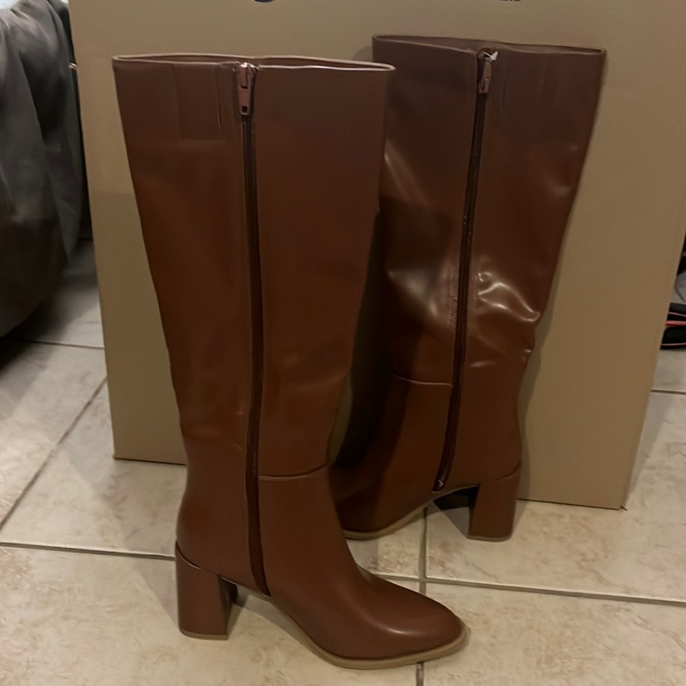 a New Day boots